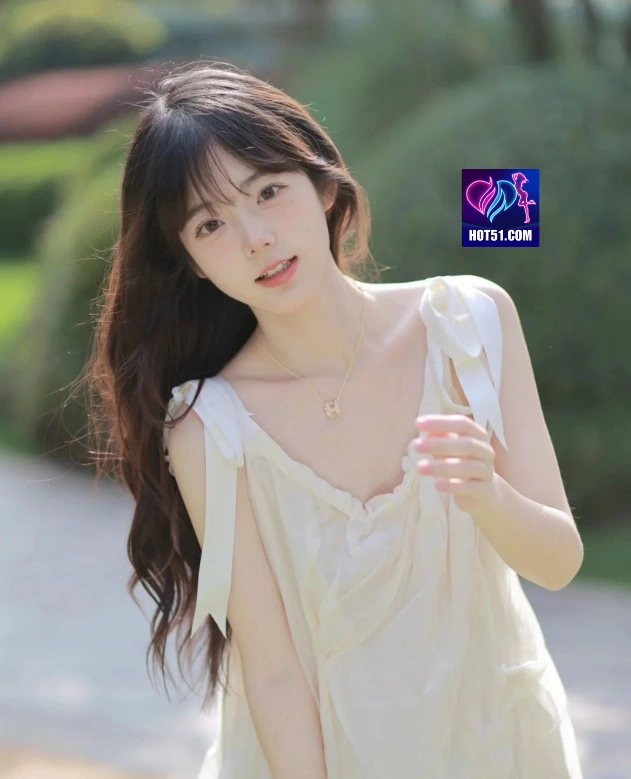 Ay Syahrini HOT51.COM
