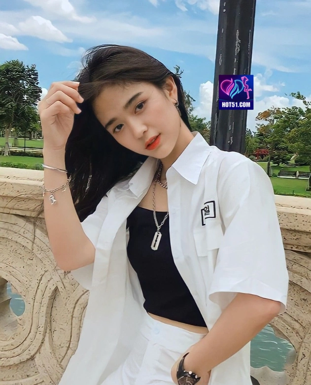 Ayu Siregar HOT51.COM