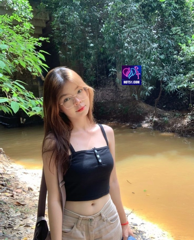 Dewi Pertiwi HOT51.COM