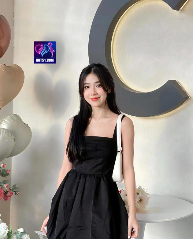Dina Hutabarat HOT51.COM