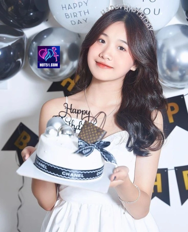 Ding Shasha HOT51.COM