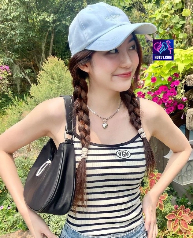 Indah Saputra HOT51.COM