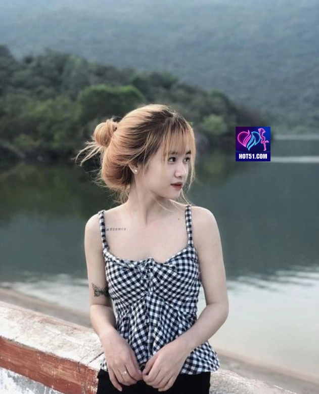 Indah Saputra HOT51.COM