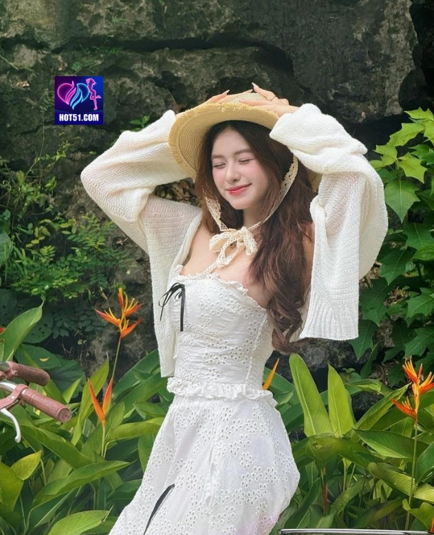 Intan Hutabarat HOT51.COM