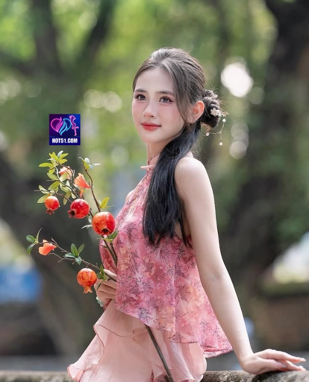 Lestari Siregar HOT51.COM