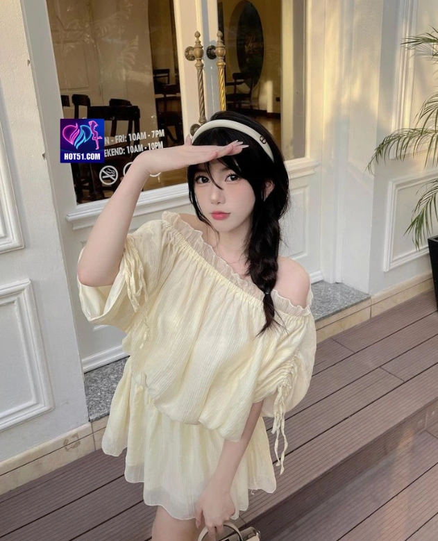 Melawi Anggraini HOT51.COM