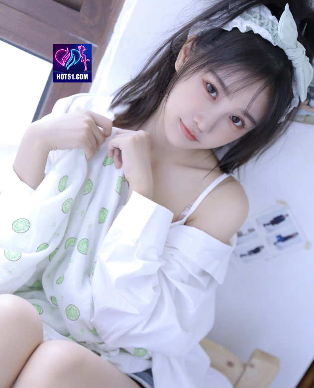 Nia Hutabarat HOT51.COM