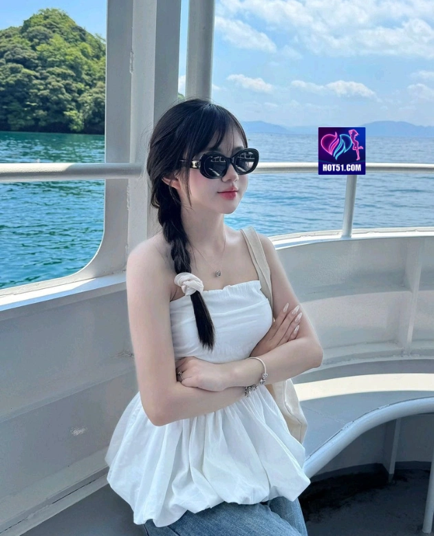 Putri Pratama HOT51.COM