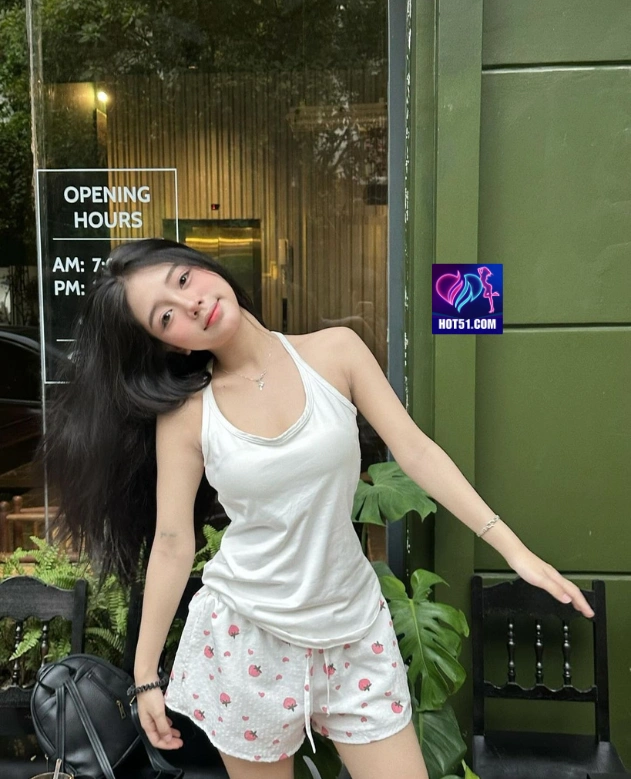 Ratu Rahmawati HOT51.COM