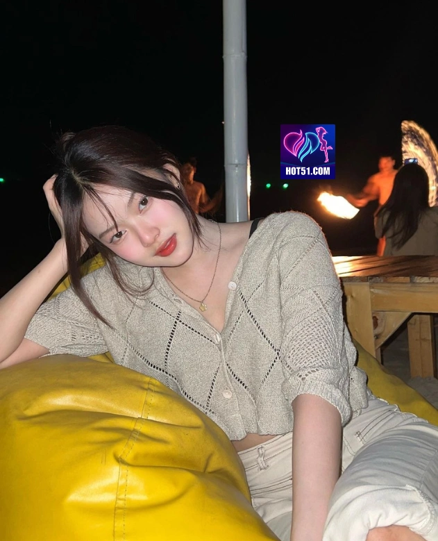 Ratu Siregar HOT51.COM