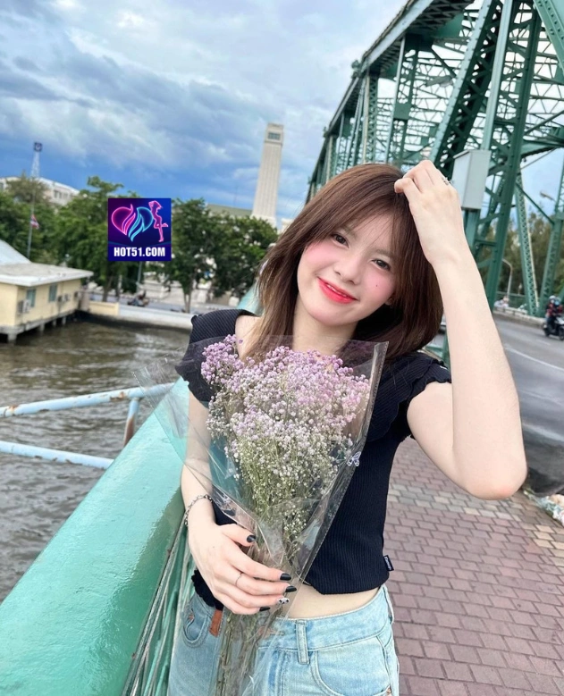 Ratu Siregar HOT51.COM