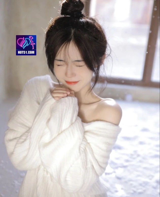 Sally Hawkins HOT51.COM