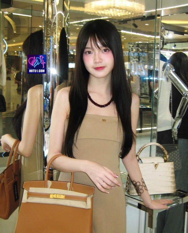 Siti Kartika HOT51.COM
