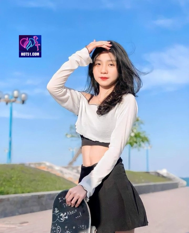 Siti Pertiwi HOT51.COM