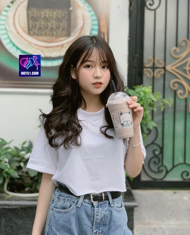 Tari Anggraini HOT51.COM