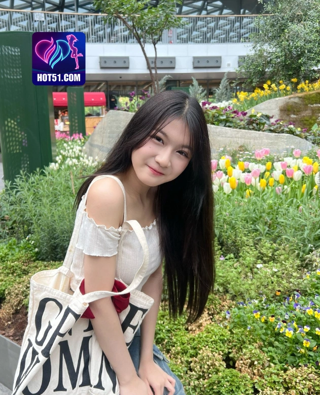 Ayu Gunawo HOT51.COM