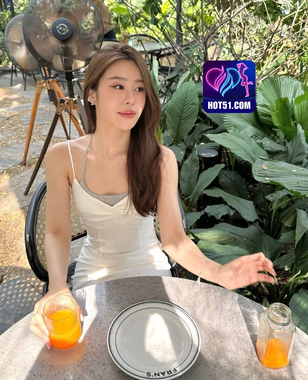 Ayu Nurhalizo HOT51.COM