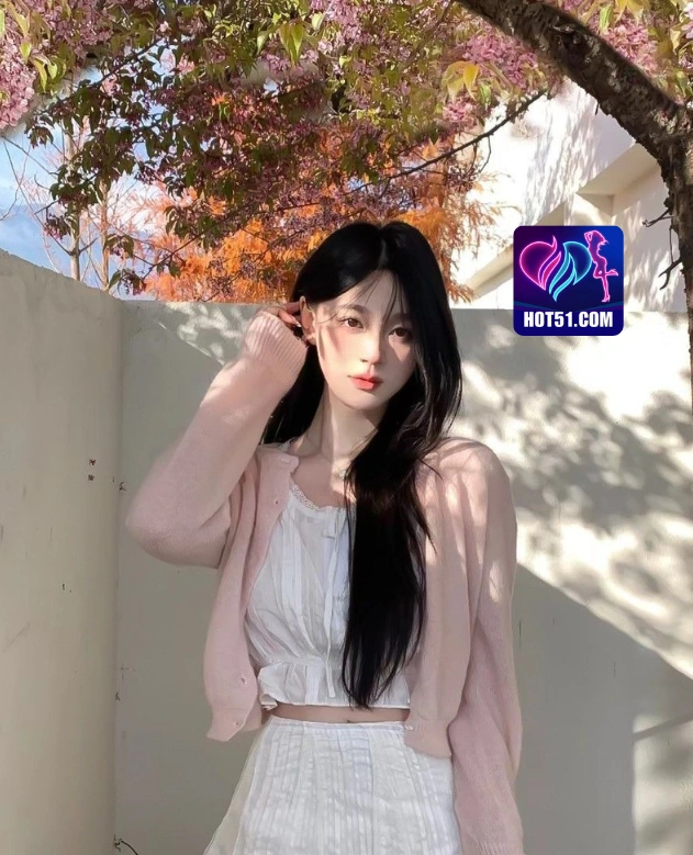 Dina Wulandarw HOT51.COM