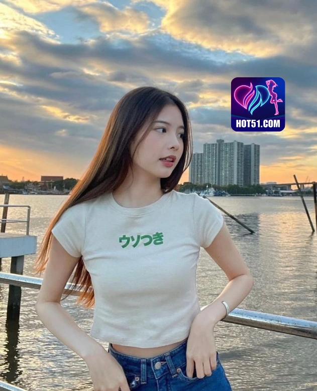 Indah Pertiwi HOT51.COM
