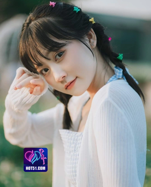 Intan Hutabarat HOT51.COM