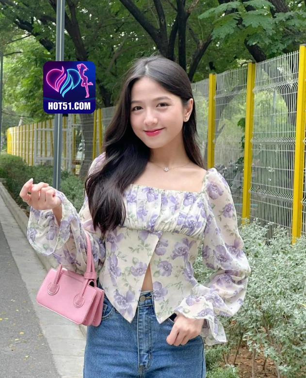 Lestari Kartika HOT51.COM