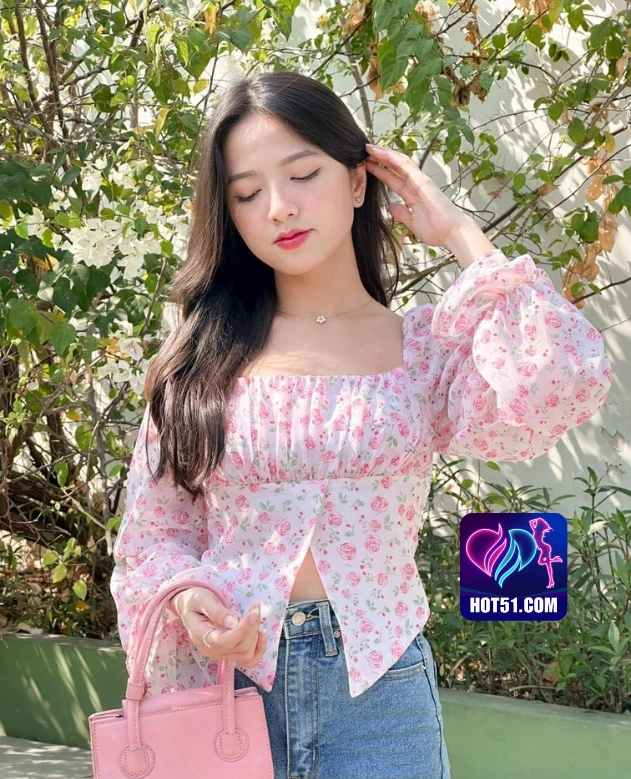Lestari Kartika HOT51.COM