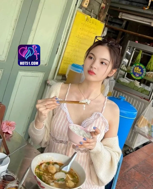 My Ngoc HOT51.COM 