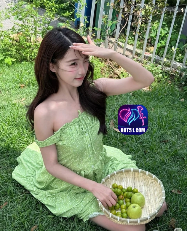 Putri Pertiwi HOT51.COM