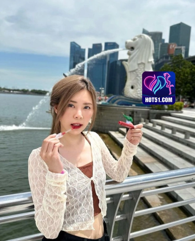 Siti Syahrini HOT51.COM
