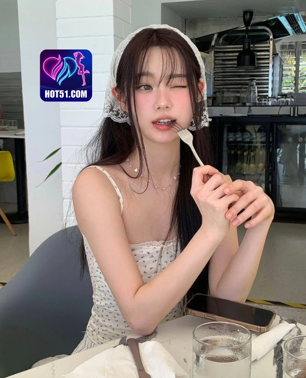 Siti Syahrini HOT51.COM