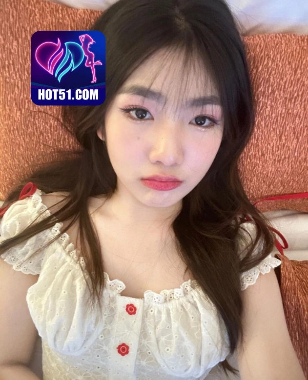 Abigail Montgomery-HOT51.COM