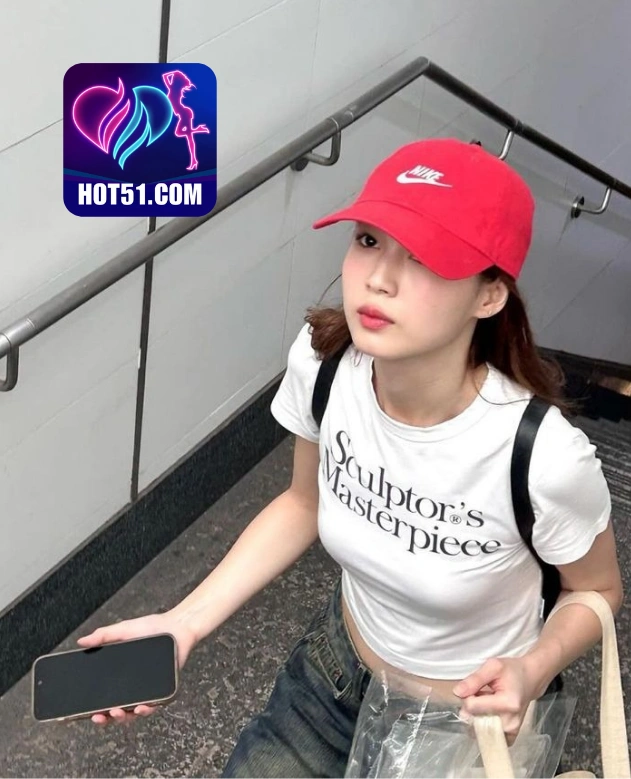 Hannah Carter-HOT51.COM