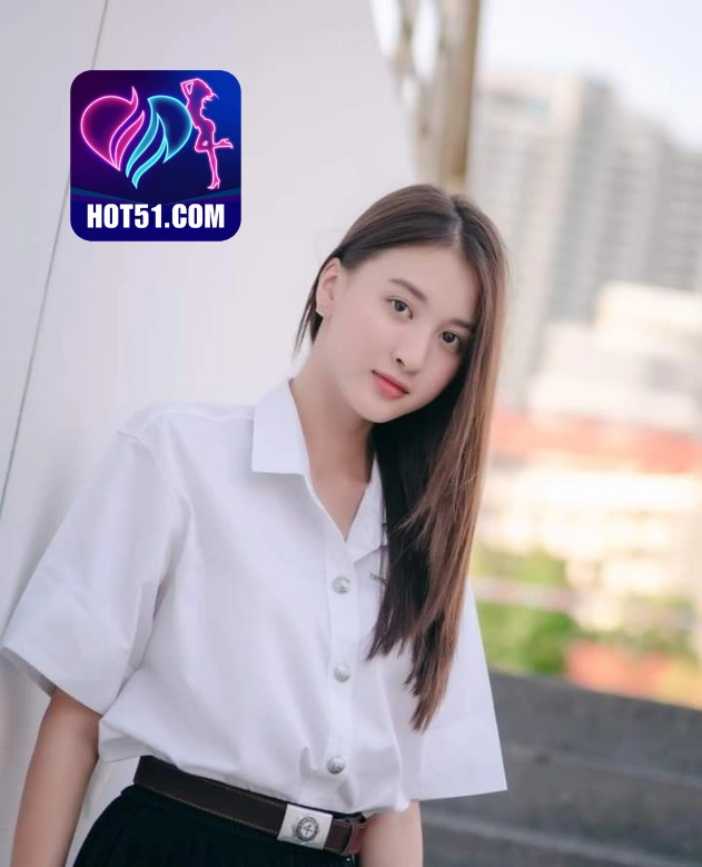 Lily Thompson-HOT51.COM