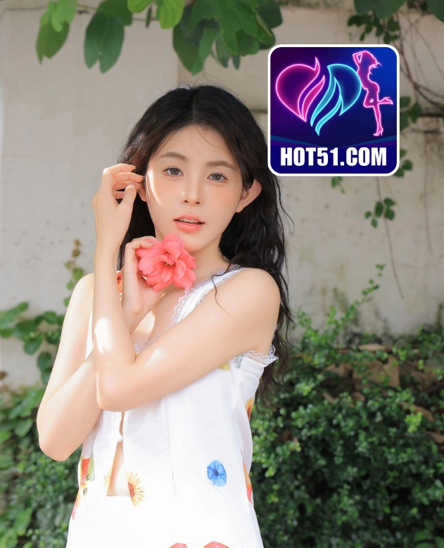 Adam Fletcher-HOT51.COM