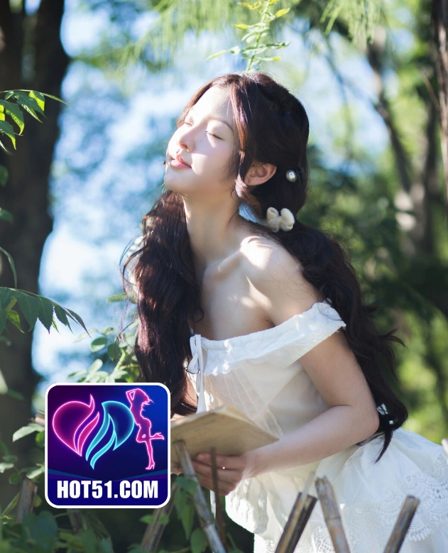 David Adams-HOT51.COM