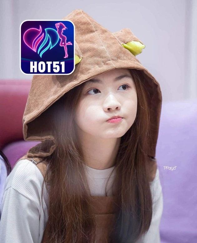 Georgia Elizabeth Sutton-HOT51