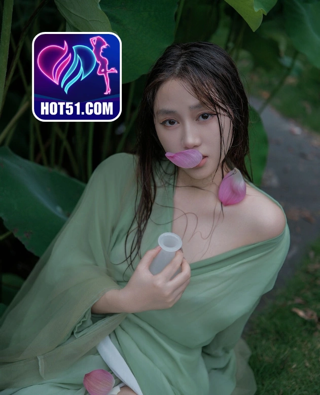 Grant Gibson-HOT51.COM