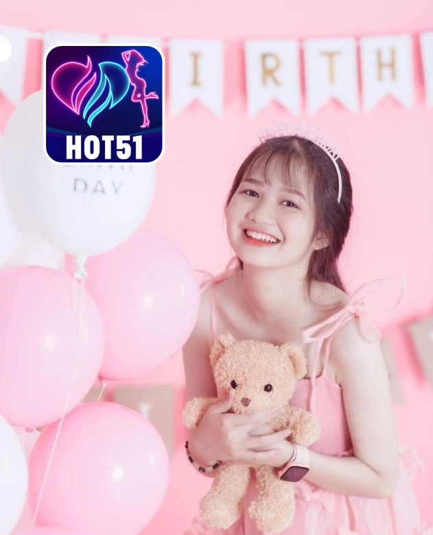 Violet Sophia Walsh-HOT51