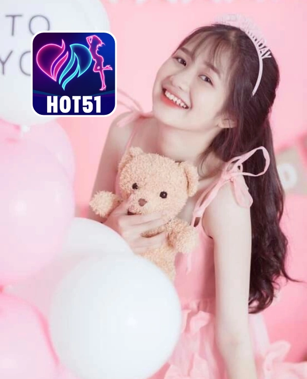 Violet Sophia Walsh-HOT51