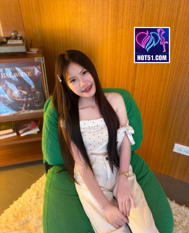 Larasati Putri-HOT51APK