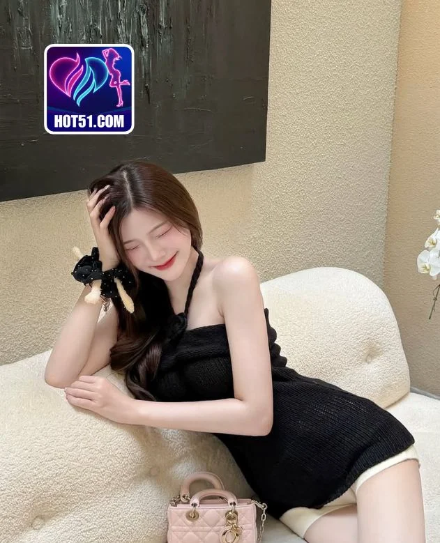 Abigail-HOT51.COM 