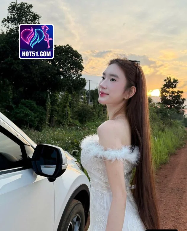 Charlotte-HOT51.COM